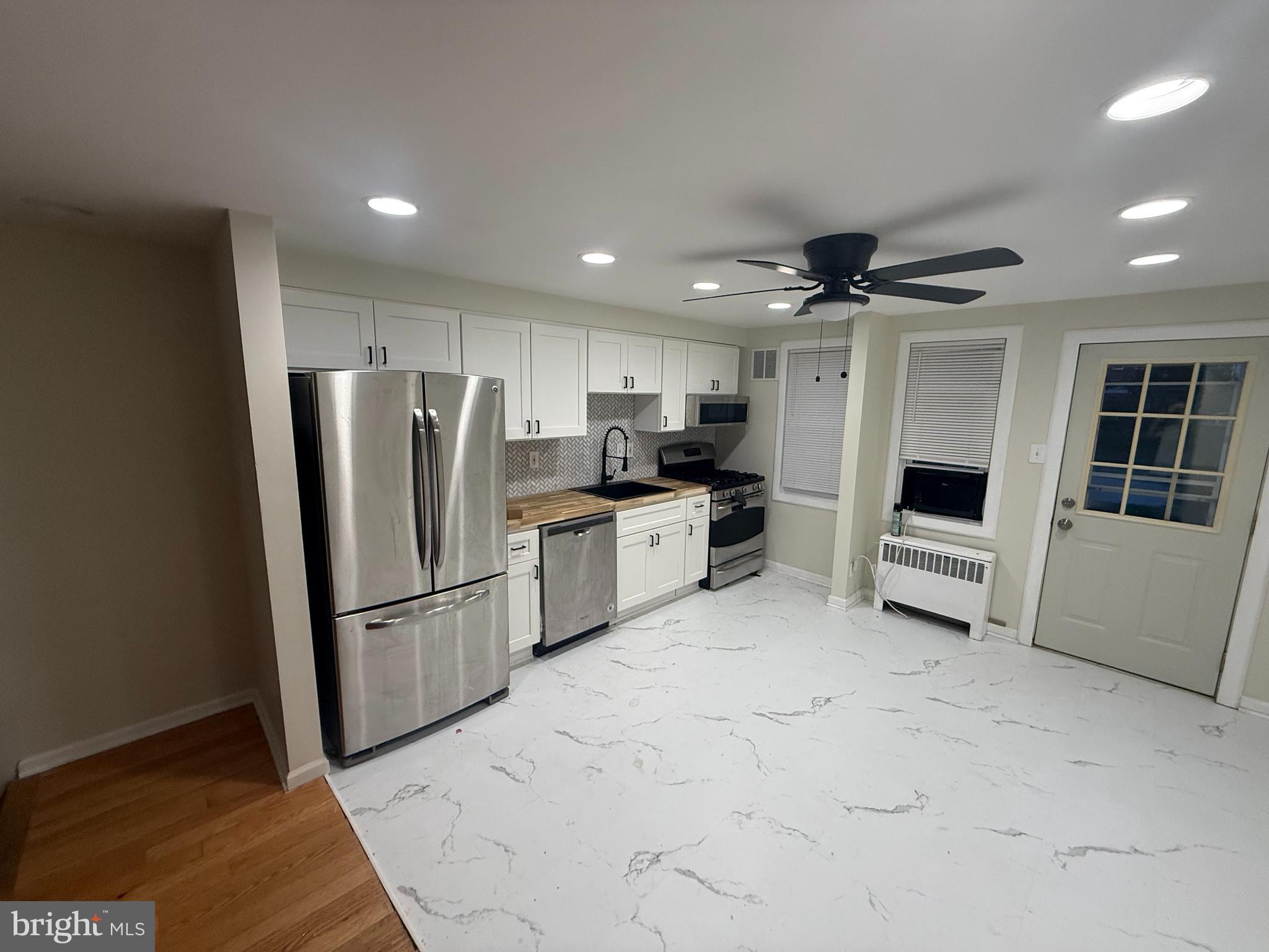 1217 Haverhill Road Baltimore, MD 21229 - Photo 3 of 13 Gallery Image 3