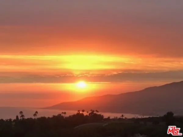$3,499,000 | 29500 Heathercliff Road, Unit 275, Malibu, CA 90265