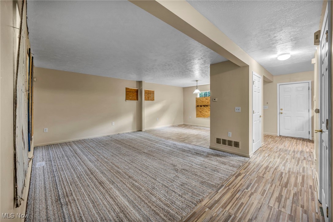 7011 Colfax Road Cleveland, OH 44104 - Photo 2 of 35