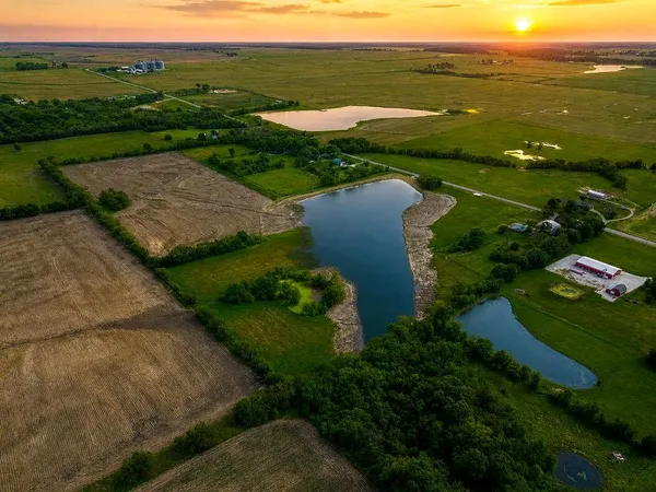 $350,000 | 2 Hwy Harrisonville Mo 64701 Highway, Harrisonville, MO 64701