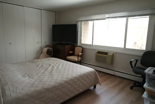 $2,100 | 10381 Dearlove Road, Unit 2K, Glenview, IL 60025