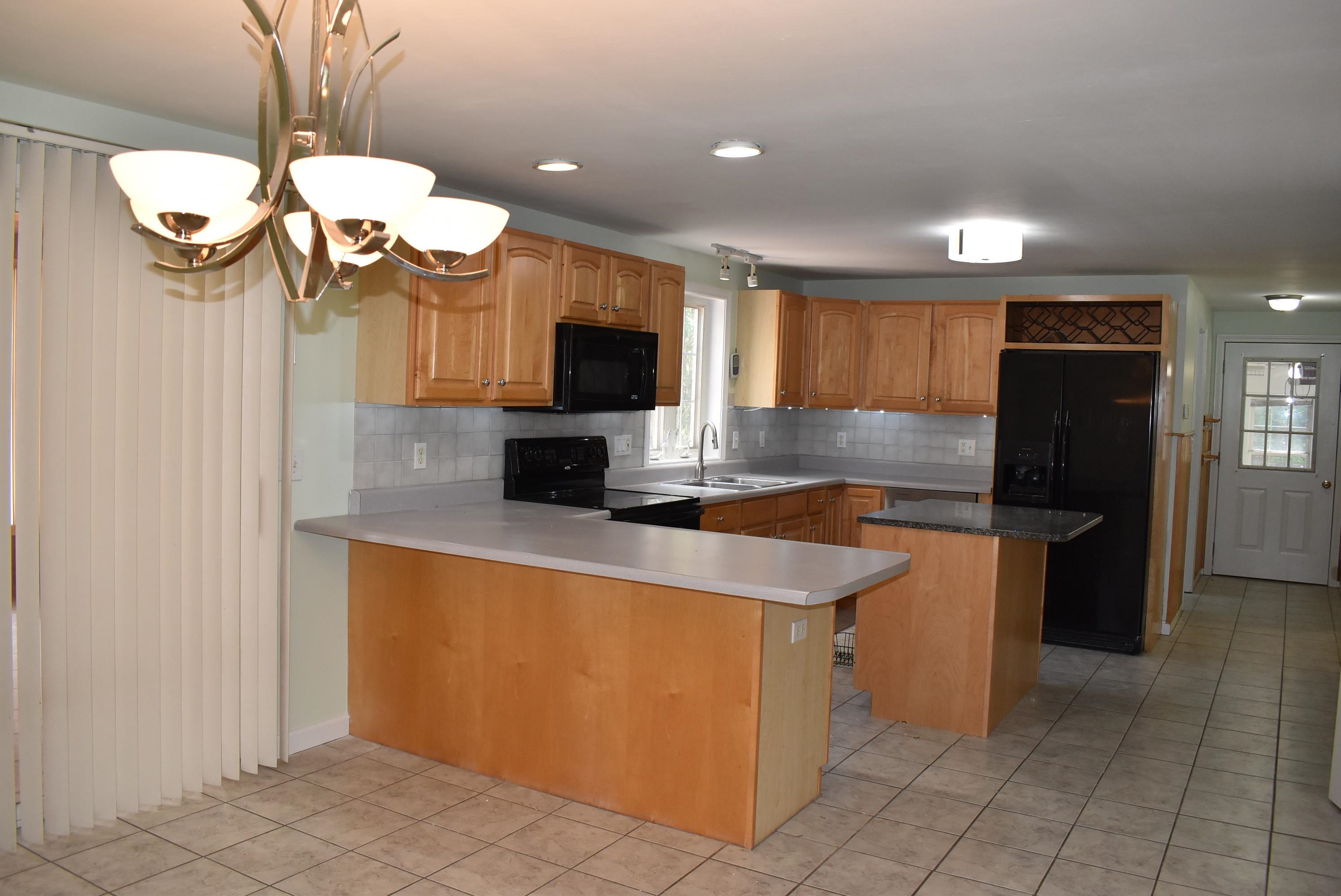 51 Westview Road Brookline, NH 03033 - Photo 8 of 29