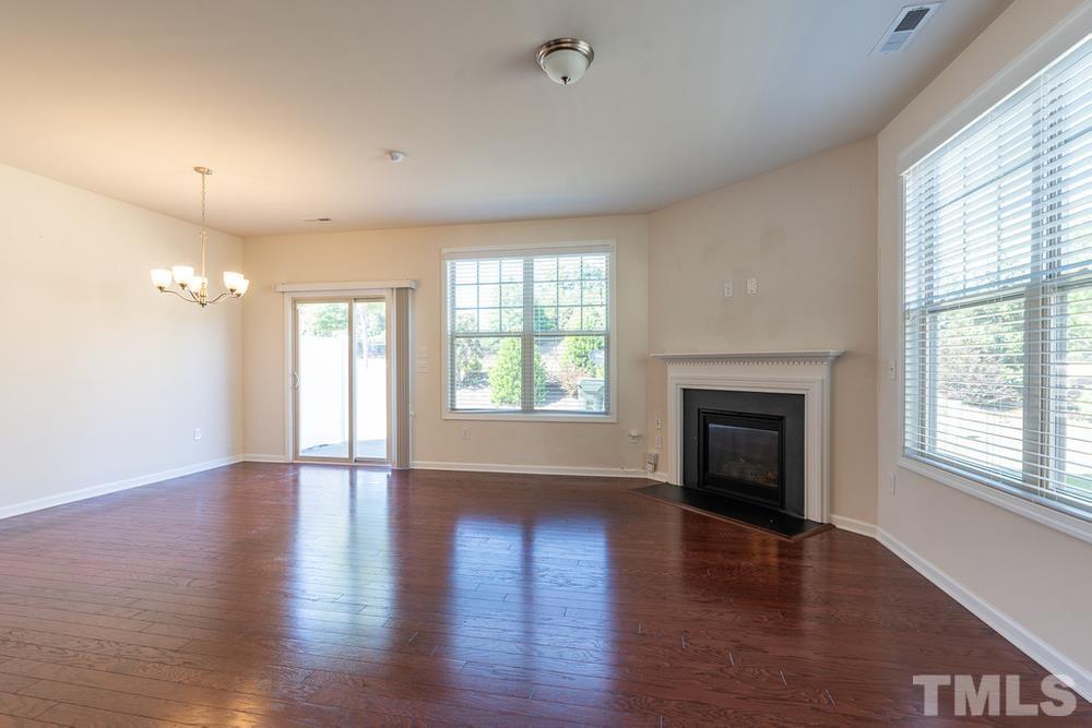 7608 Weathered Oak Way Raleigh, NC 27616 - Photo 3 of 30 Gallery Image 3