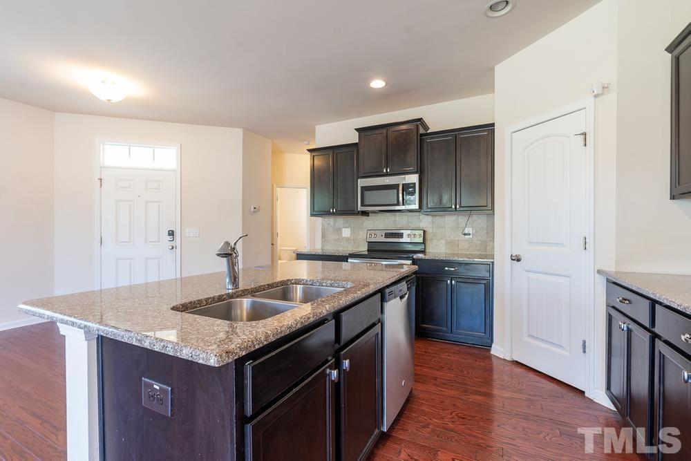 7608 Weathered Oak Way Raleigh, NC 27616 - Photo 9 of 30 Gallery Image 9