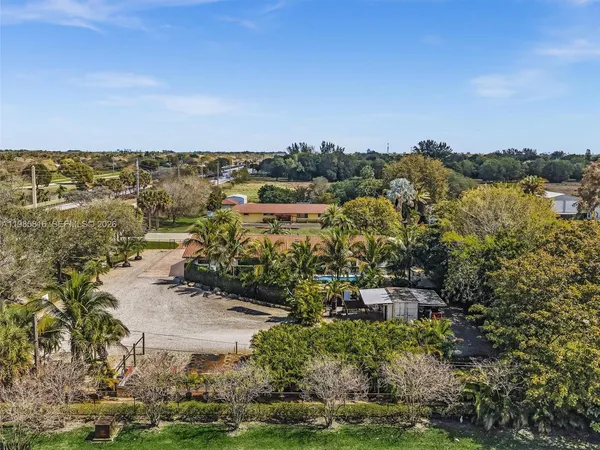 $2,675,000 | 4501 Southwest 133rd Avenue, Southwest Ranches, FL 33330