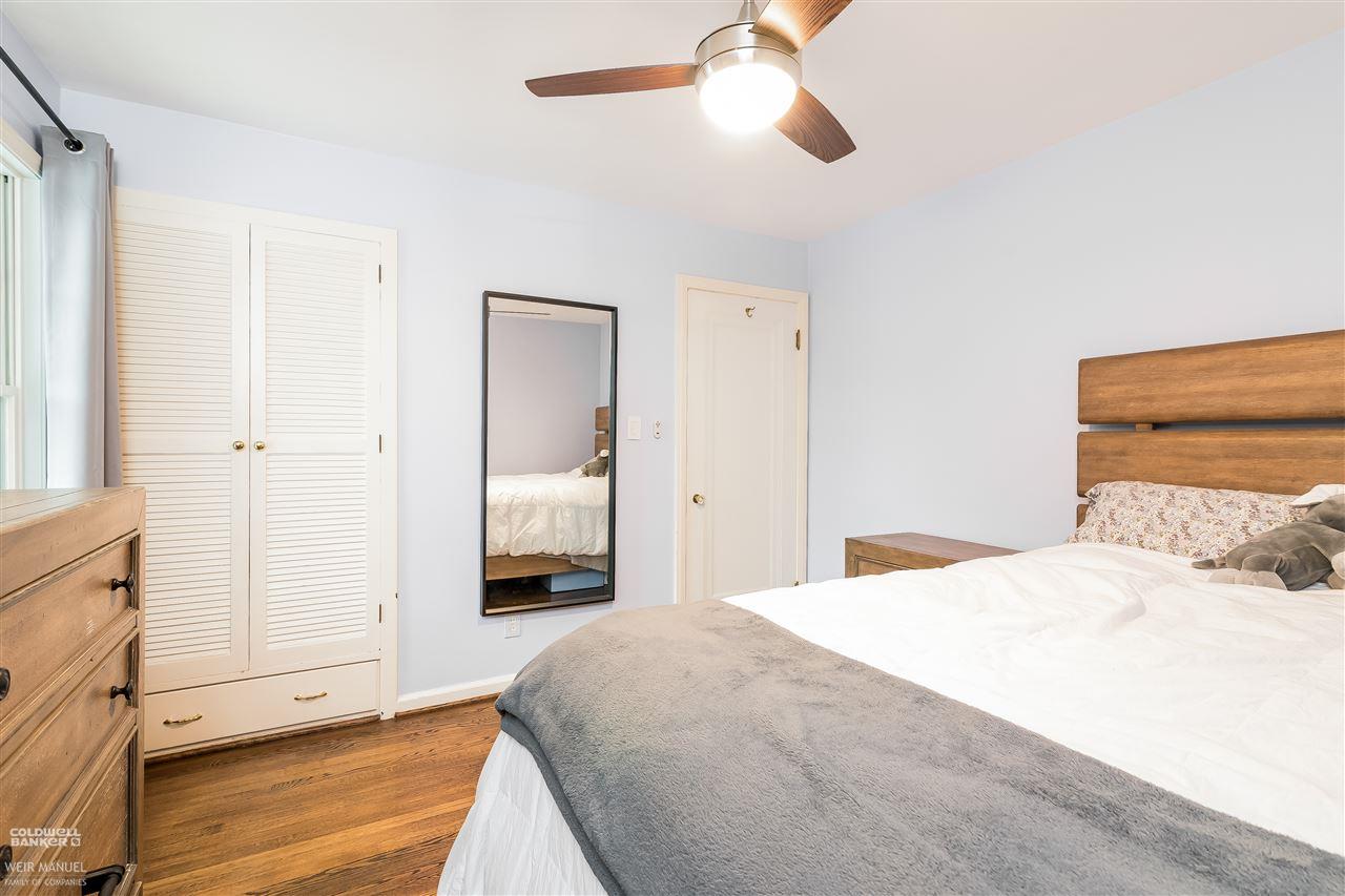 1136 Hawthorne Road Grosse Pointe Woods, MI 48236 - Photo 11 of 36