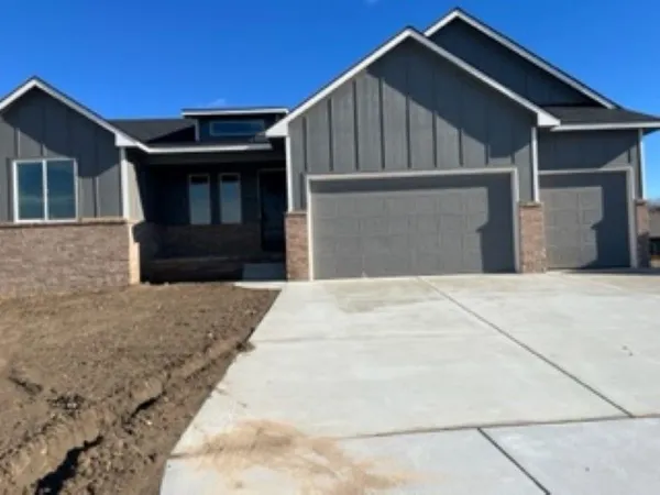 $435,000 | 2614 East Thunder Street, Wichita, KS 67219