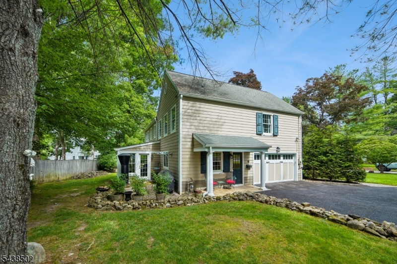 24 Canoe Brook Road Short Hills, NJ 07078 - Photo 38 of 42