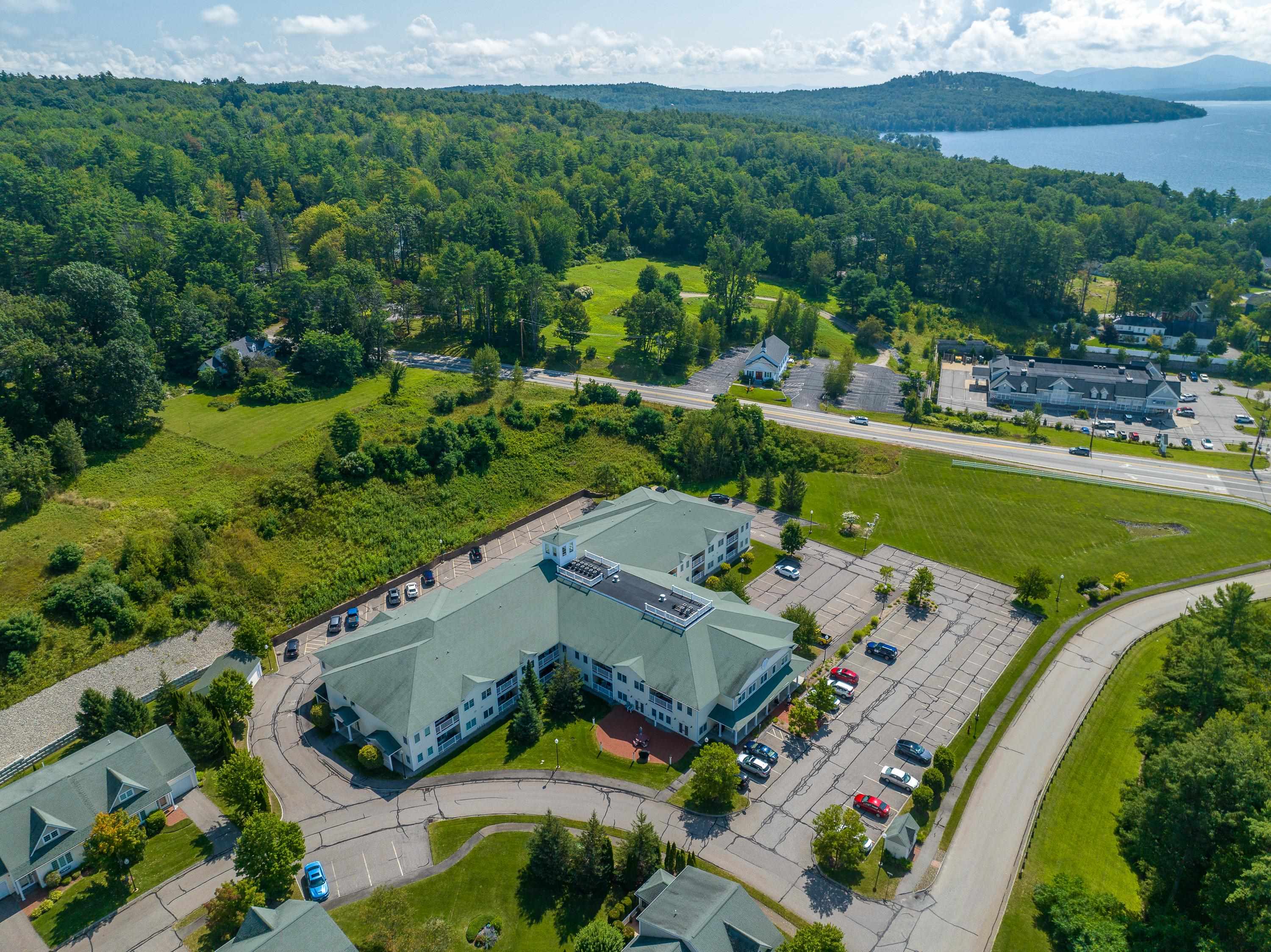 3 Abbey Lane, Unit 7 Meredith, NH 03253 - Photo 2 of 20