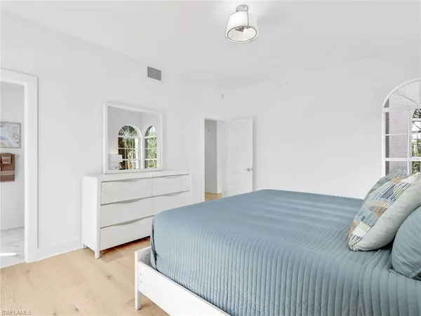 $1,600,000 | 583 Audubon Boulevard, Unit C201, Naples, FL 34110
