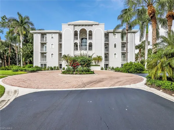 $1,600,000 | 583 Audubon Boulevard, Unit C201, Naples, FL 34110