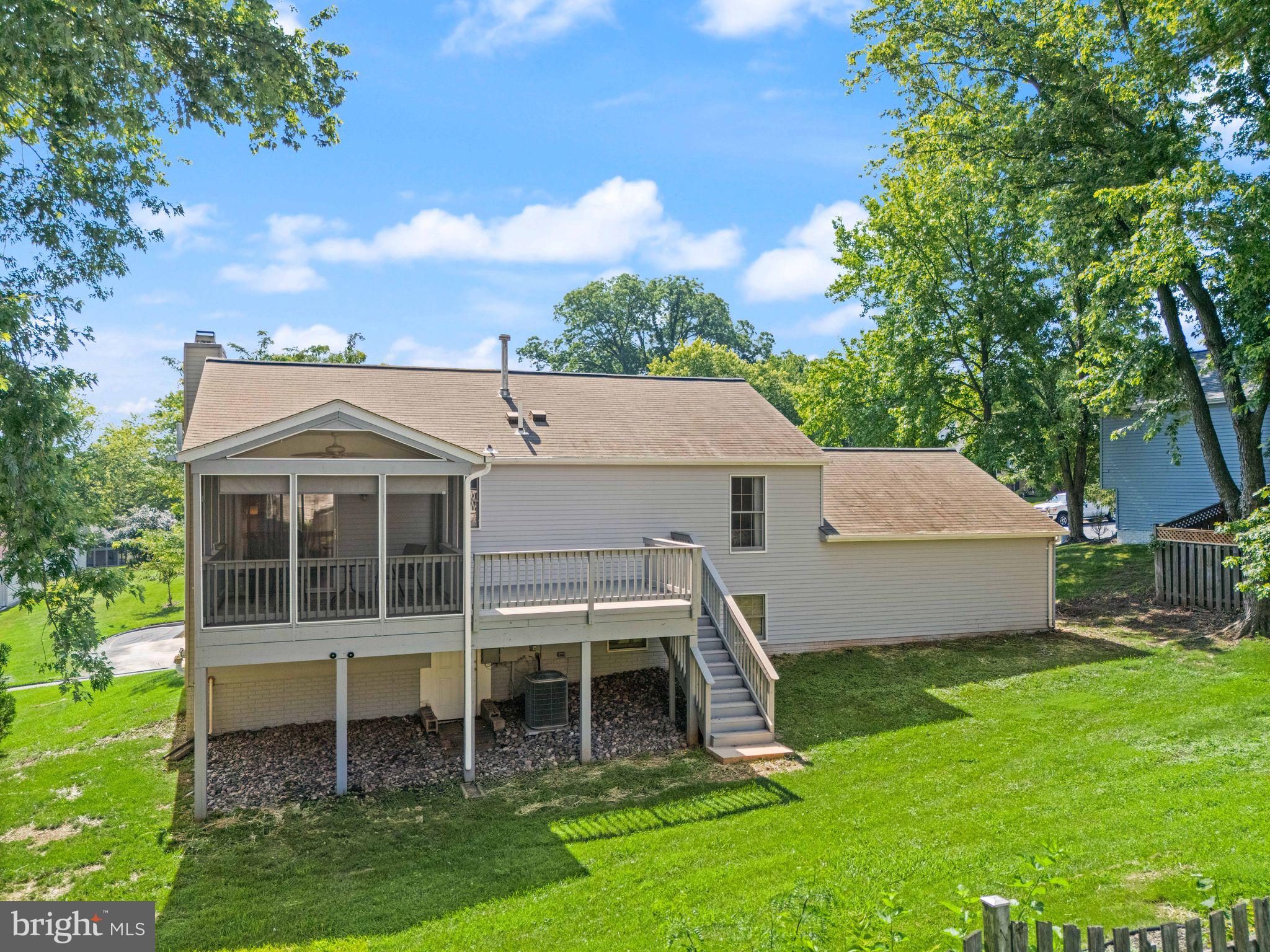 209 Rector Street Sterling, VA 20164 - Photo 48 of 56 Gallery Image 48