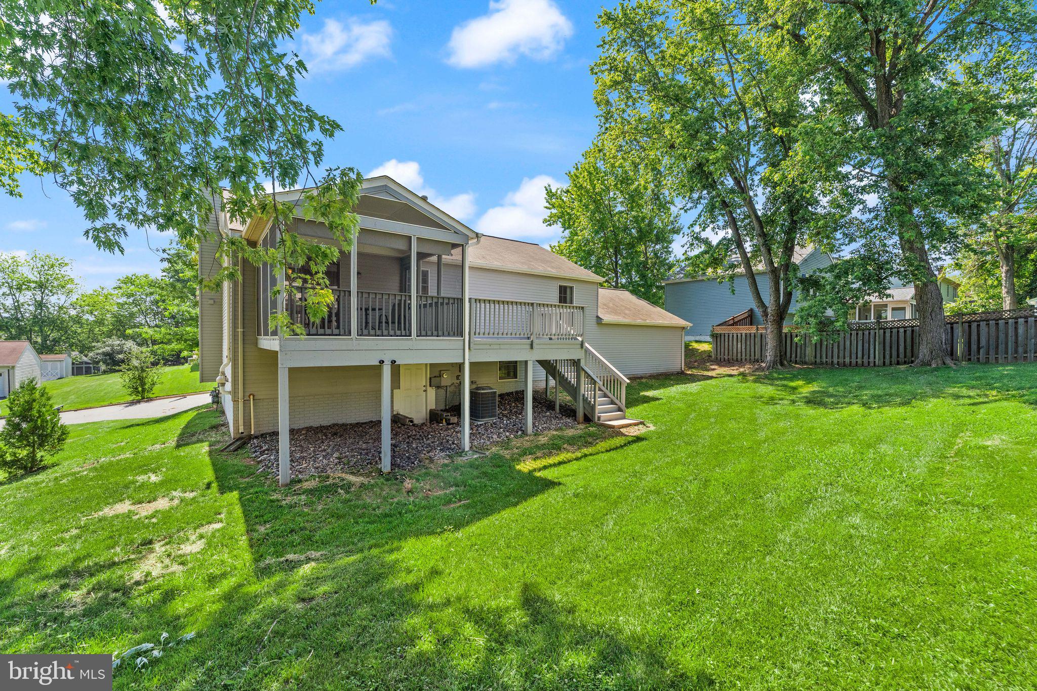 209 Rector Street Sterling, VA 20164 - Photo 51 of 56 Gallery Image 51