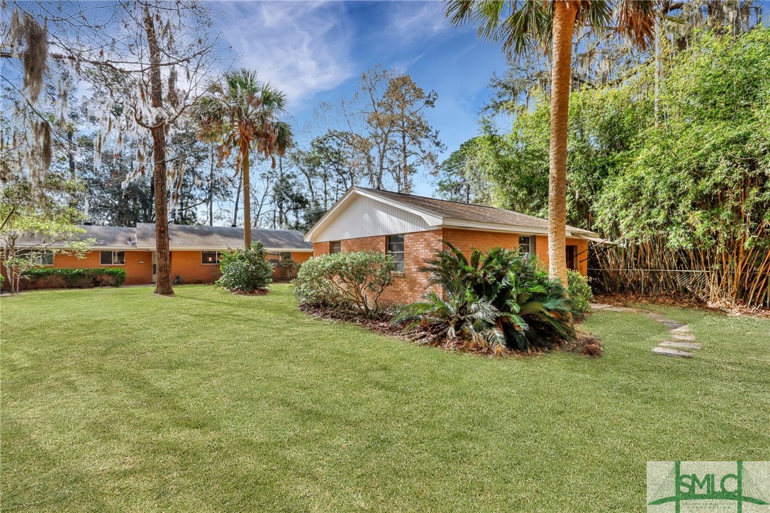 243 Suncrest Boulevard Savannah, GA 31410 - Photo 1 of 43