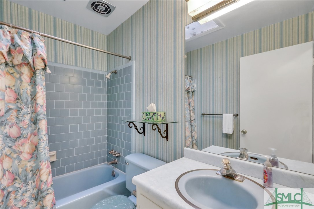 243 Suncrest Boulevard Savannah, GA 31410 - Photo 20 of 43
