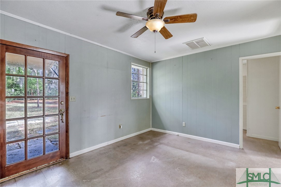 243 Suncrest Boulevard Savannah, GA 31410 - Photo 29 of 43
