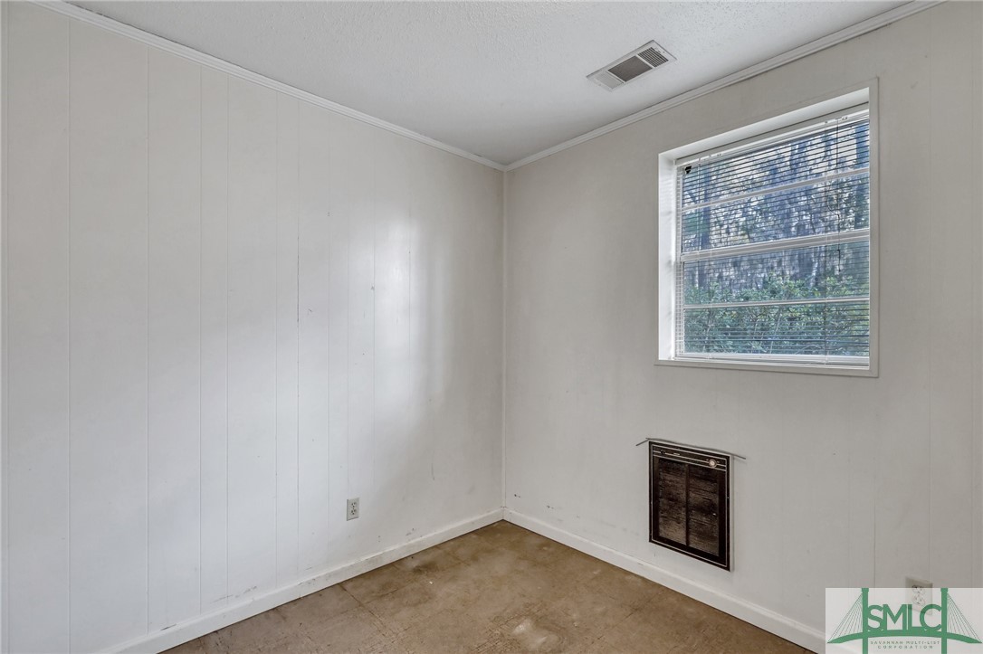 243 Suncrest Boulevard Savannah, GA 31410 - Photo 32 of 43