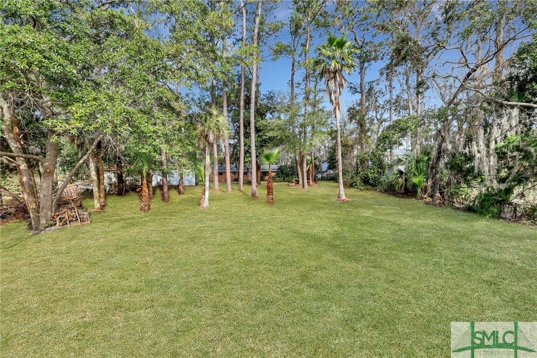 243 Suncrest Boulevard Savannah, GA 31410 - Photo 36 of 43