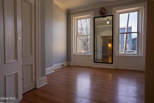 $1,425 | 546 5th Avenue, Unit 1, Troy, NY 12182