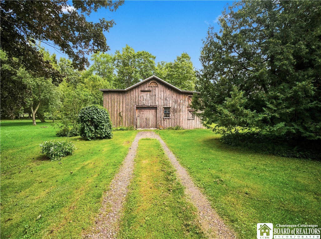19 Spring Street Westfield, NY 14787 - Photo 2 of 35 Gallery Image 2