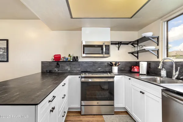 $274,900 | 6152 Antelope Villas Circle, Unit 227, Prescott, AZ 86305