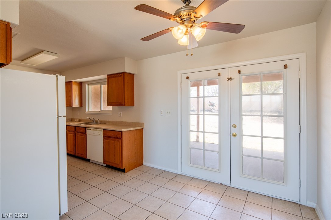 125 Maple Street Henderson, NV 89015 - Photo 6 of 24