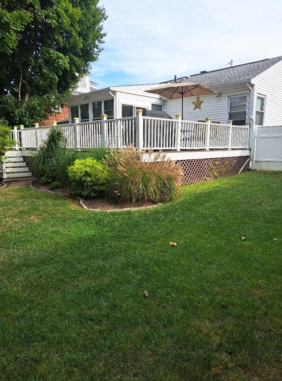 40 Raymond Road Salem, MA 01970 - Photo 3 of 20 Gallery Image 3