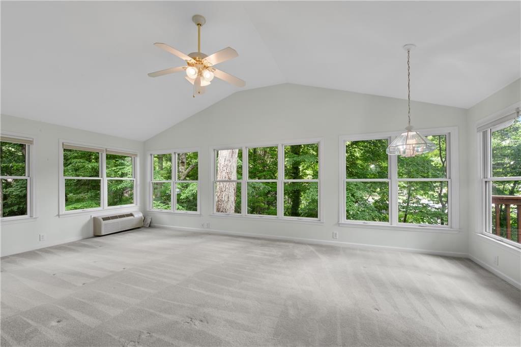 4589 Holliston Road Dunwoody, GA 30360 - Photo 9 of 43