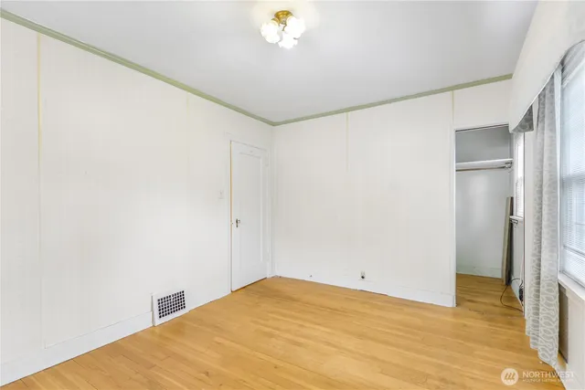 $470,000 | 7024 South Park Avenue, Tacoma, WA 98408