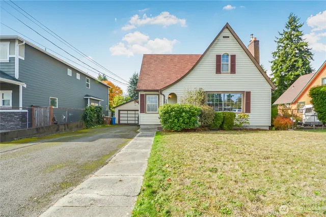 $470,000 | 7024 South Park Avenue, Tacoma, WA 98408