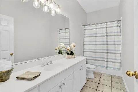 $900,000 | 5555 Hampstead Way, Johns Creek, GA 30097