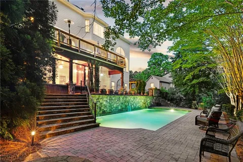 $900,000 | 5555 Hampstead Way, Johns Creek, GA 30097