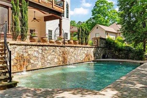 $900,000 | 5555 Hampstead Way, Johns Creek, GA 30097