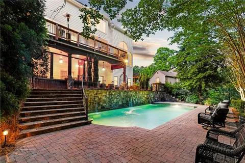 $900,000 | 5555 Hampstead Way, Johns Creek, GA 30097