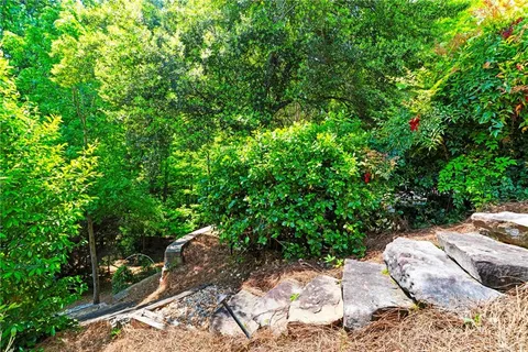 $900,000 | 5555 Hampstead Way, Johns Creek, GA 30097