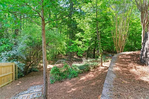 $900,000 | 5555 Hampstead Way, Johns Creek, GA 30097