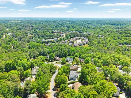 $900,000 | 5555 Hampstead Way, Johns Creek, GA 30097