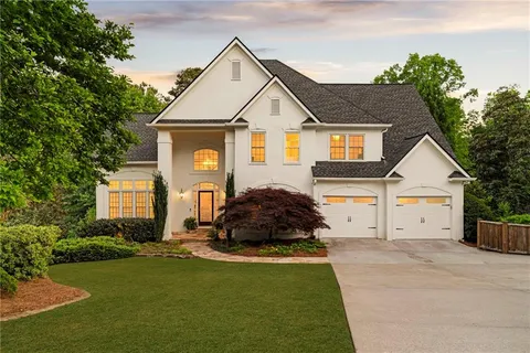 $900,000 | 5555 Hampstead Way, Johns Creek, GA 30097