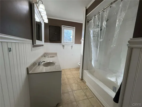 $219,000 | 10 Levydale Park, Cortland, NY 13045