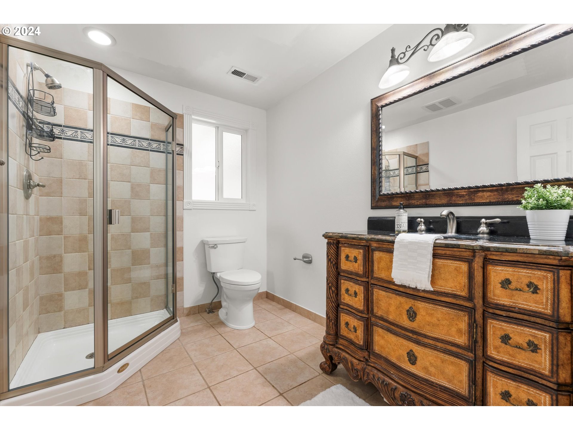 7007 Southwest Robbins Road Tualatin, OR 97062 - Photo 21 of 47 Gallery Image 21