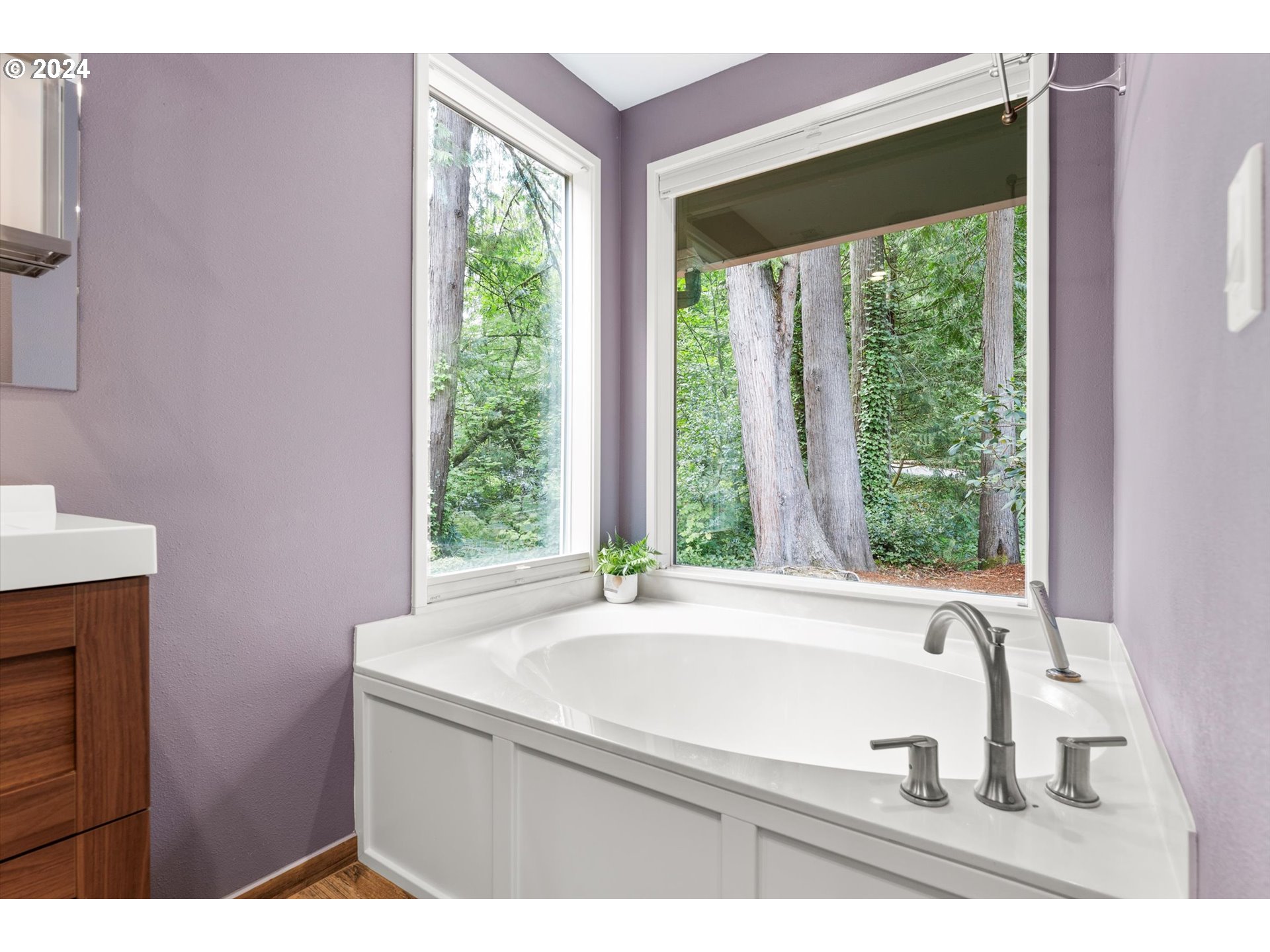 7007 Southwest Robbins Road Tualatin, OR 97062 - Photo 22 of 47 Gallery Image 22