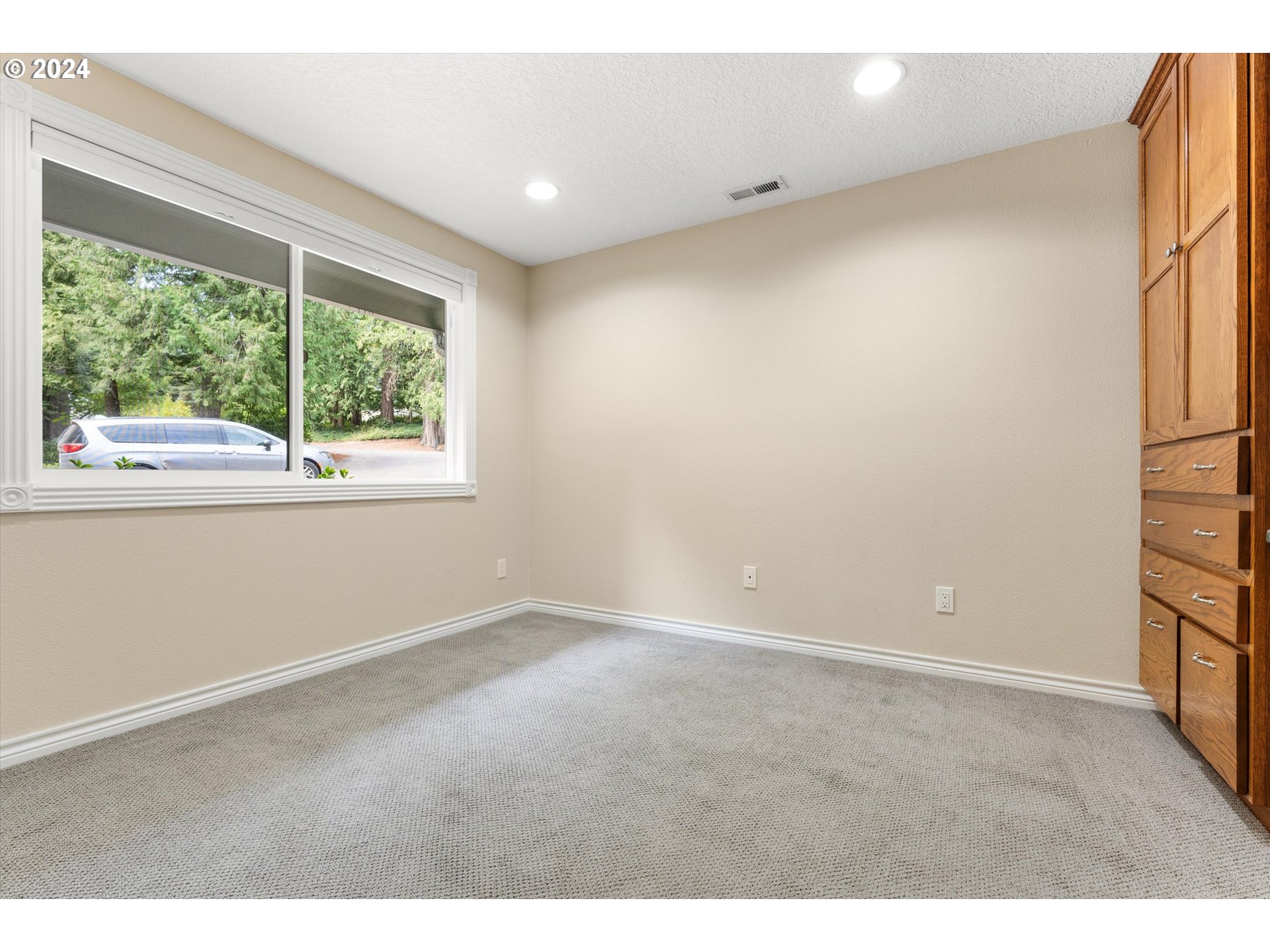 7007 Southwest Robbins Road Tualatin, OR 97062 - Photo 28 of 47 Gallery Image 28