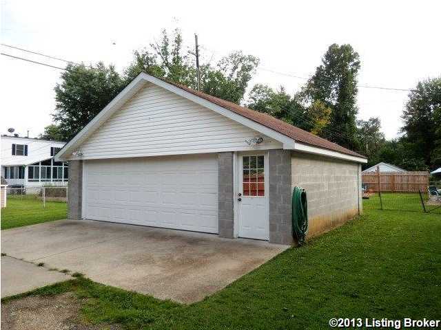 4102 Winchester Road Louisville, KY 40207 - Photo 4 of 14 Additional Photo