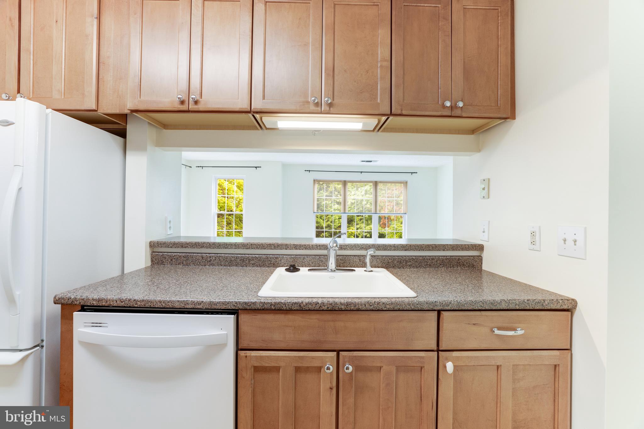 20977 Timber Ridge Terrace, Unit 204 Ashburn, VA 20147 - Photo 11 of 27 Kitchen