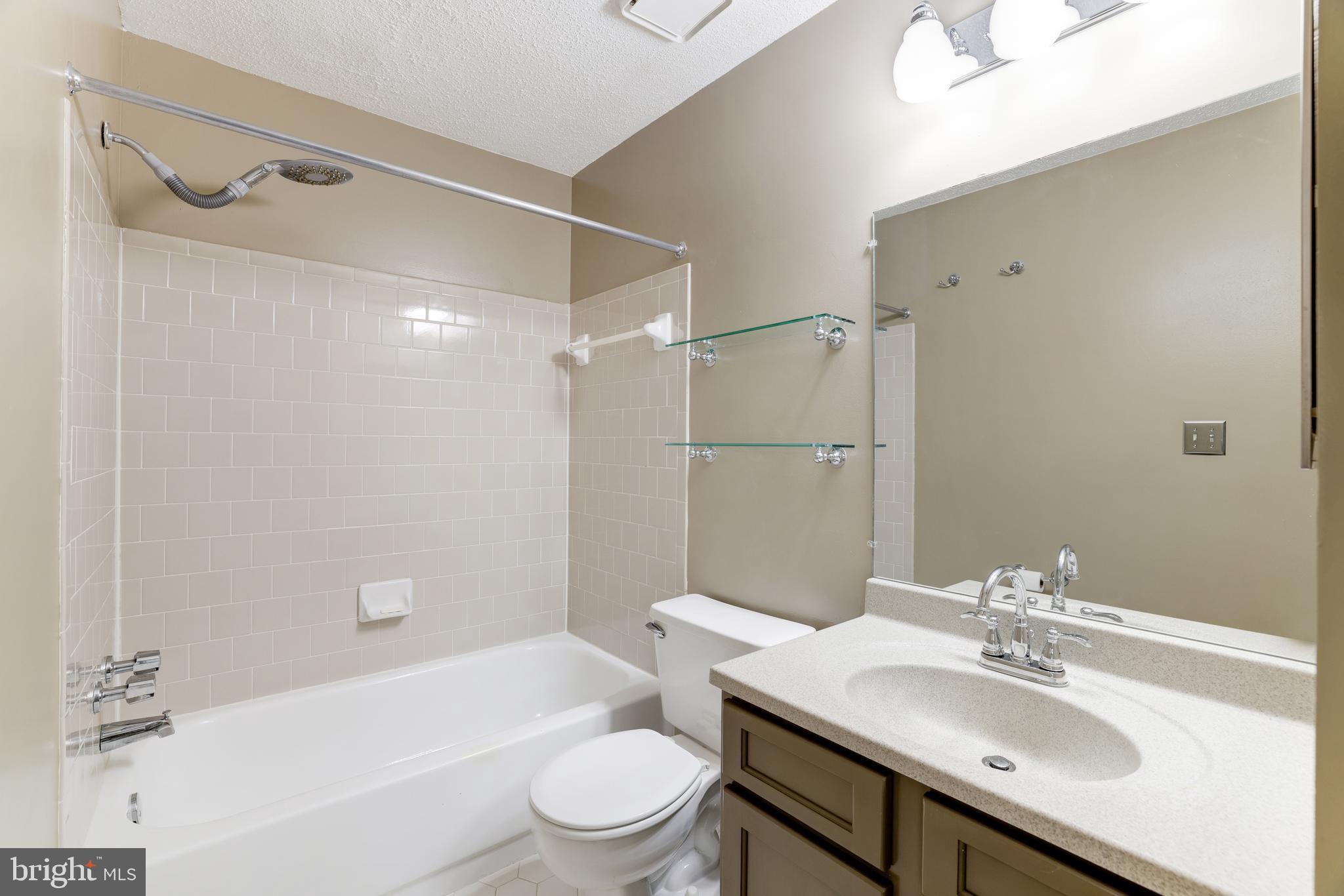 20977 Timber Ridge Terrace, Unit 204 Ashburn, VA 20147 - Photo 17 of 27 Private Full Bath