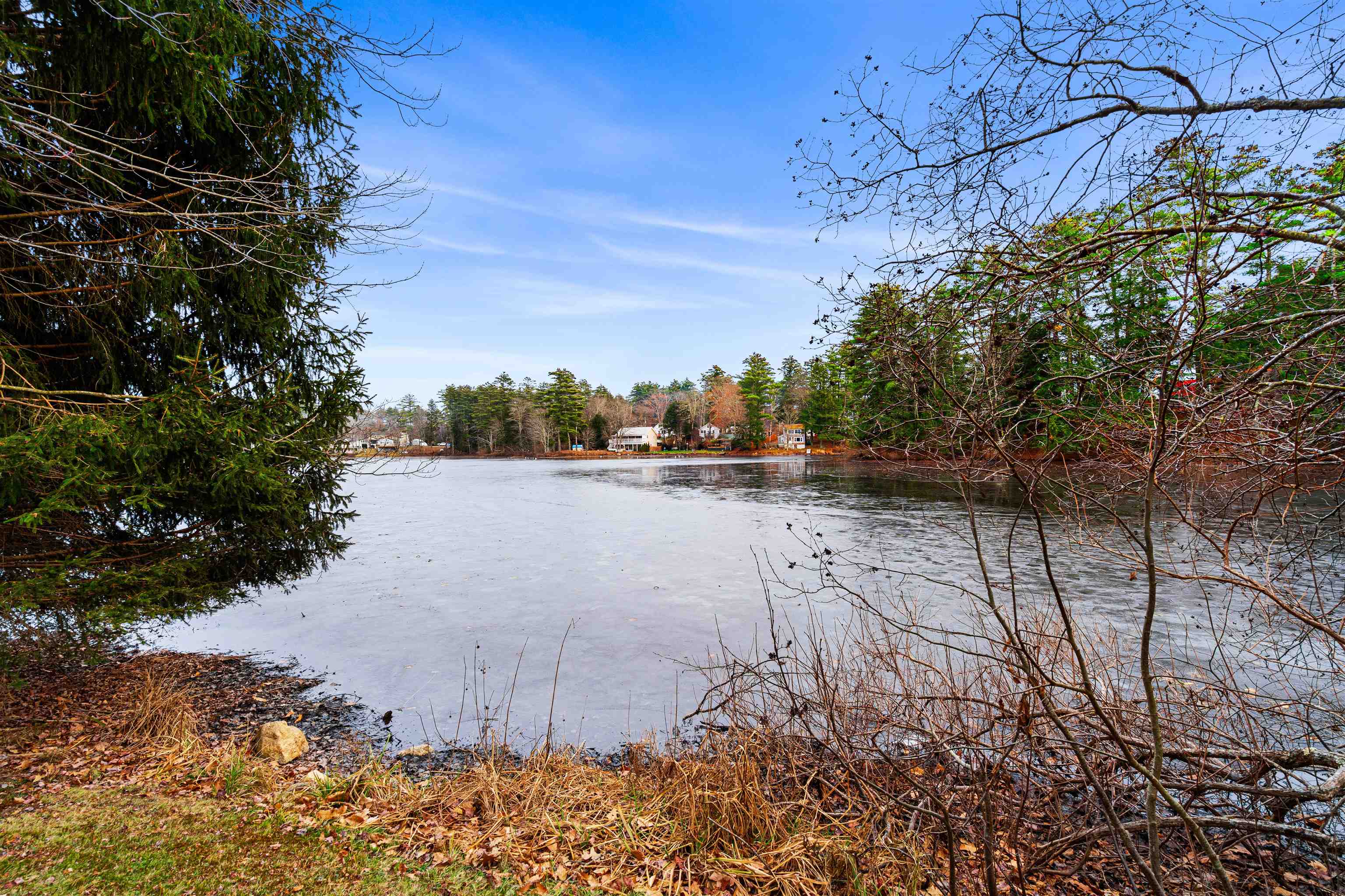 17 Hammond Road Deerfield, NH 03037 - Photo 2 of 36