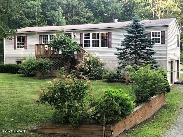 126 Galahad Road Greeley, PA 18425 - Photo 1 of 25 Main