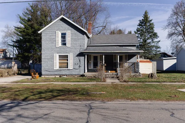$75,000 | 703 West West Street, Sturgis, MI 49091