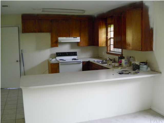 5073 Matthew Road Pace, FL 32571 - Photo 3 of 8