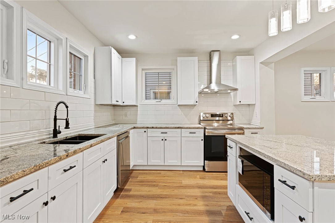 3267 Yorkshire Road Cleveland, OH 44118 - Photo 8 of 43 Gallery Image 8